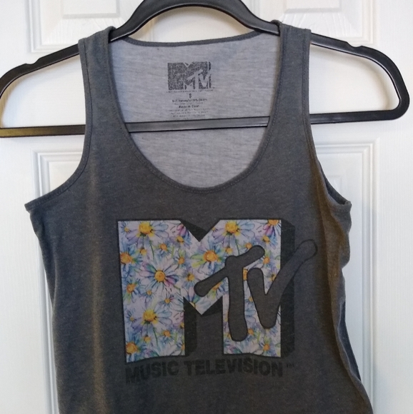5/$13 MTV Crop Top - Picture 3 of 3
